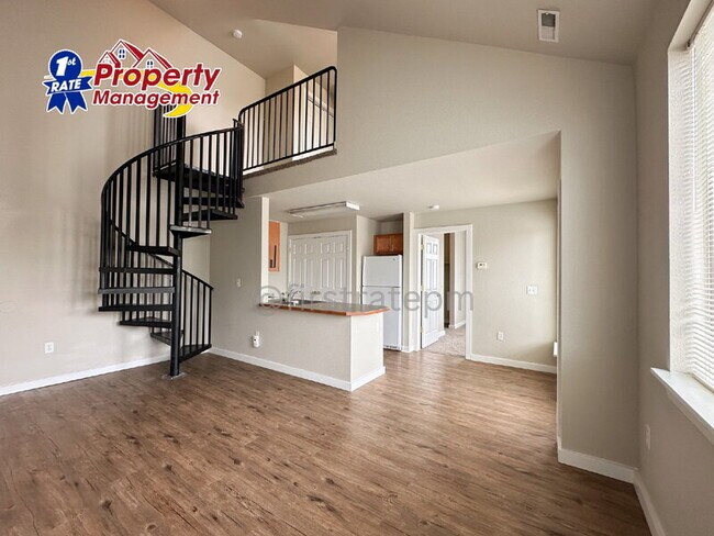 Foto del edificio - 272 W Mallard Dr