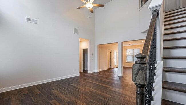 Foto del edificio - Beautiful Home Ready Now In Margrave Dr