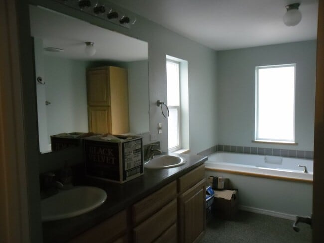 Foto del edificio - 274 Horseshoe Lake Rd