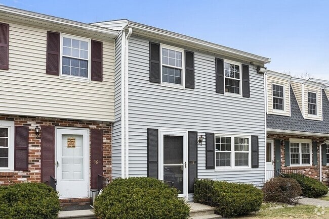 Building Photo - 46 Pawtucket Blvd