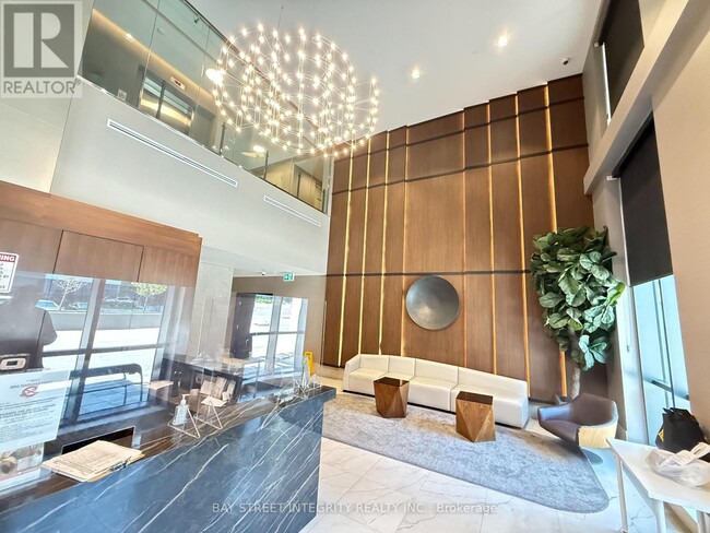 Building Photo - 8 Nahani Way