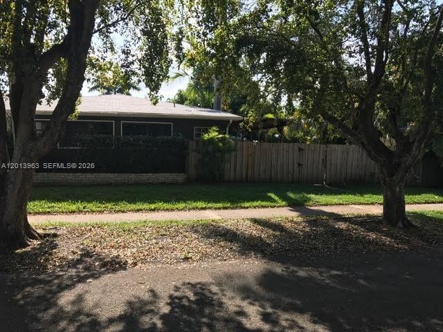 Foto del edificio - 11400 NE 4th Ave