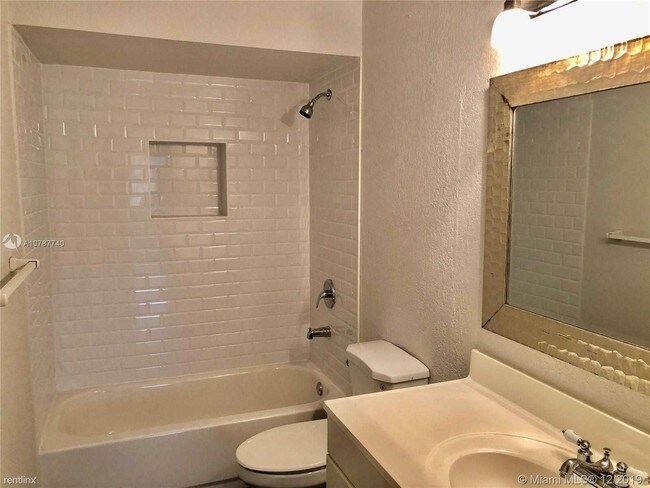 Building Photo - 8620 SW 149th Ave