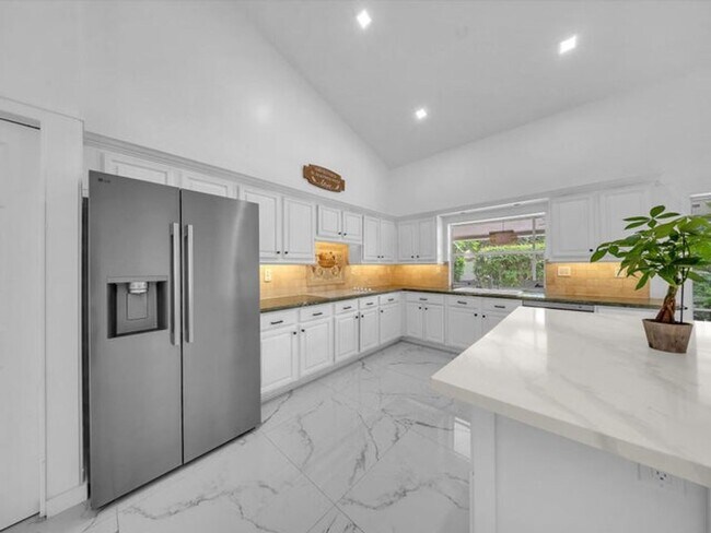 Building Photo - 2065 NW 127th Terrace