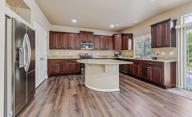 Building Photo - 8356 Longleaf Ln