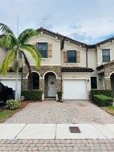 Building Photo - 25301 SW 114th Ct