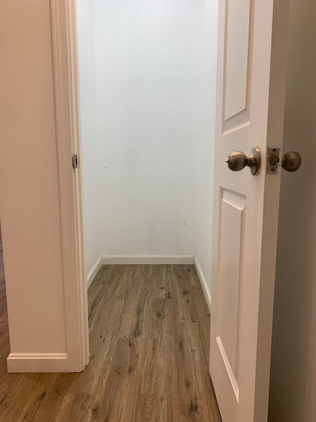 Foto del edificio - 1513 E Hudson St