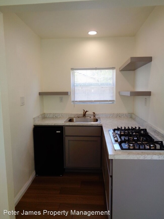 Foto del edificio - 1 br, 1 bath House - 2555 Arrow Hwy