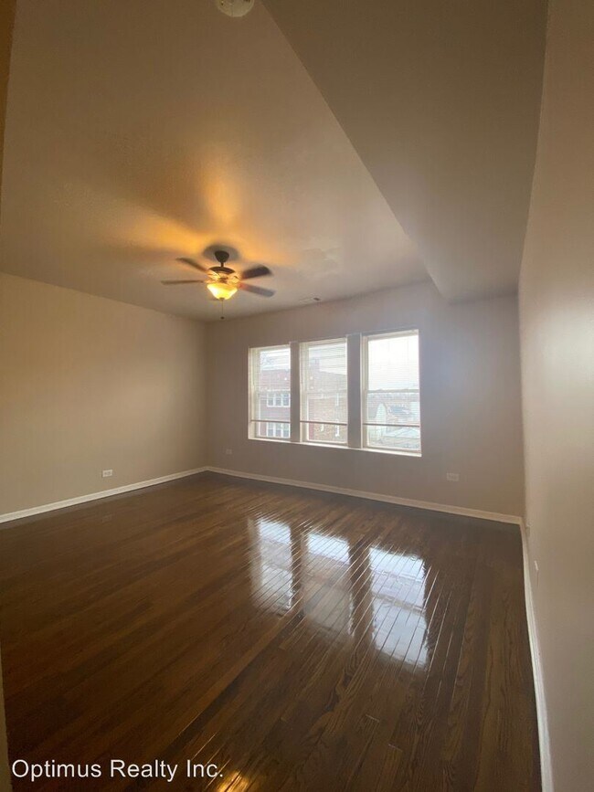 Foto del edificio - 7800 S Marshfield Ave