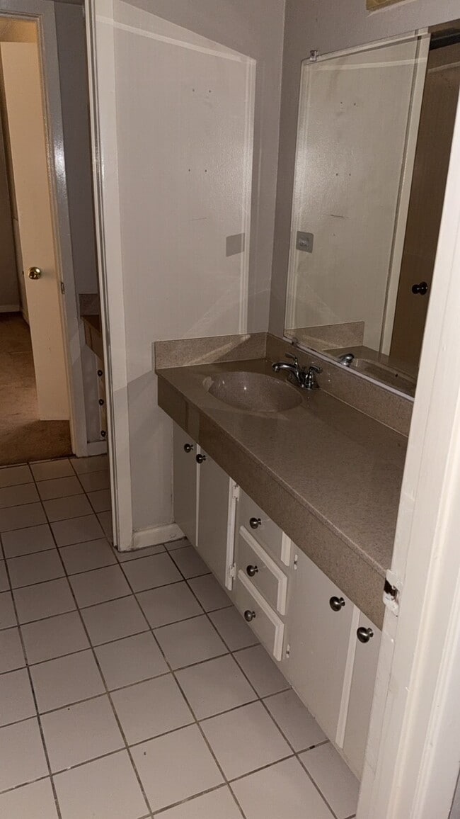 Building Photo - 3402 Timmons Ln