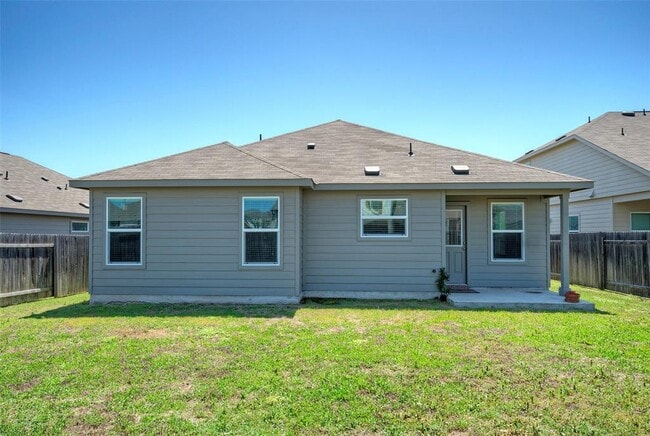 Building Photo - 305 Bluejack Wy