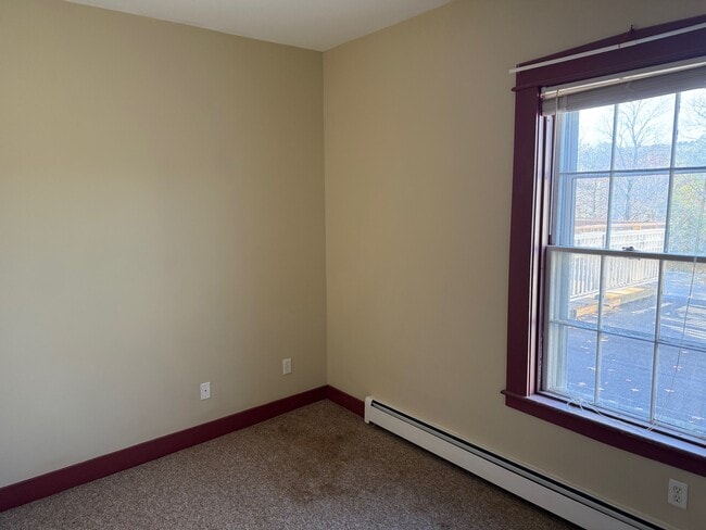 Building Photo - 50 Adams St