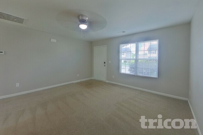 Foto del edificio - 537 Gentle Breeze Ln