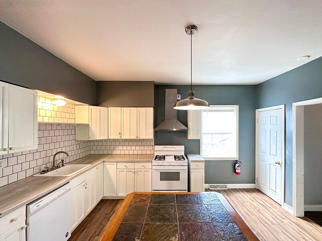 Foto principal - 1605 S Jefferson St
