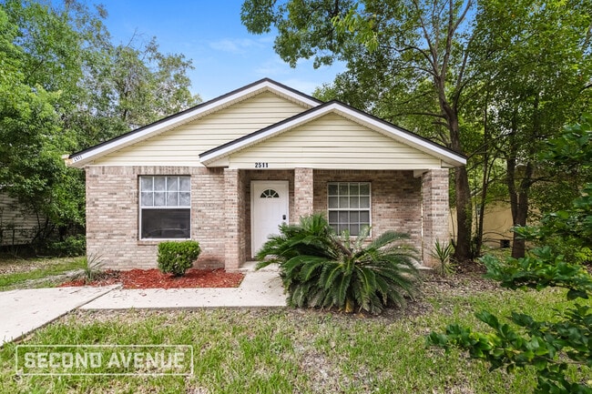 Building Photo - 2511 Wisteria St