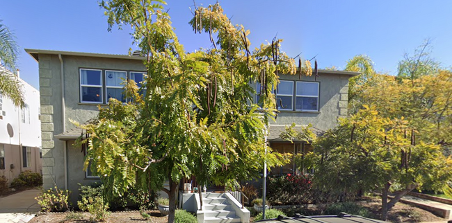 front of building - 3826 Westwood Blvd