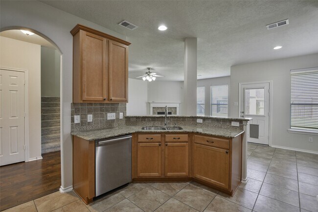 Foto del edificio - 3618 Orchard Valley Ln