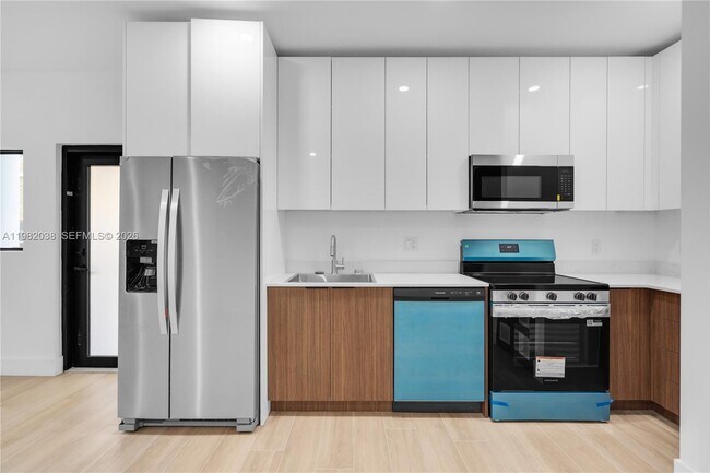 Foto del edificio - 1037 NW 2nd St