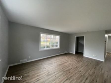Building Photo - 4 br, 1.5 bath House - 351 California Ave