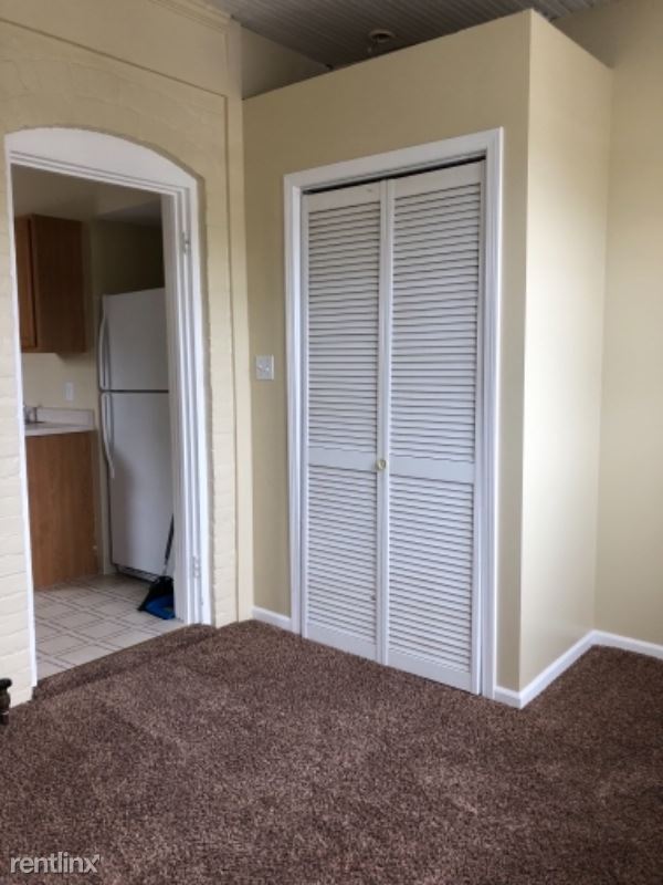 Building Photo - 1 br, 1 bath Apartment - 710 N. 30th Street