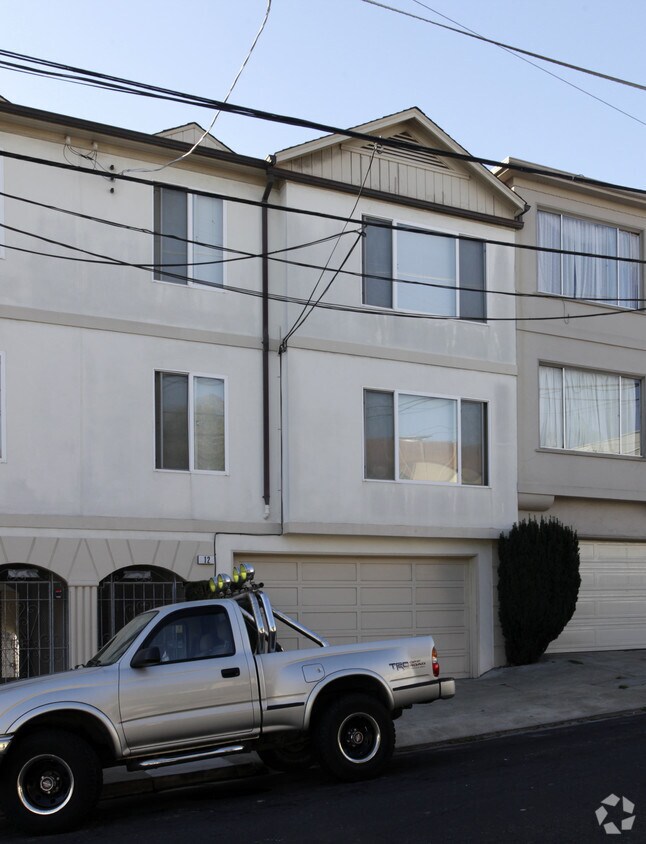 Foto del edificio - 12 2nd Ave