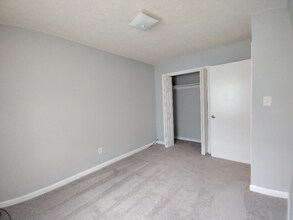 Building Photo - 27 Duiguid Dr