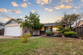 Building Photo - 1823 Lawndale Ave