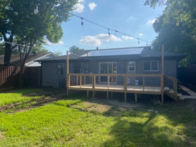 Building Photo - 309 Dover Dr