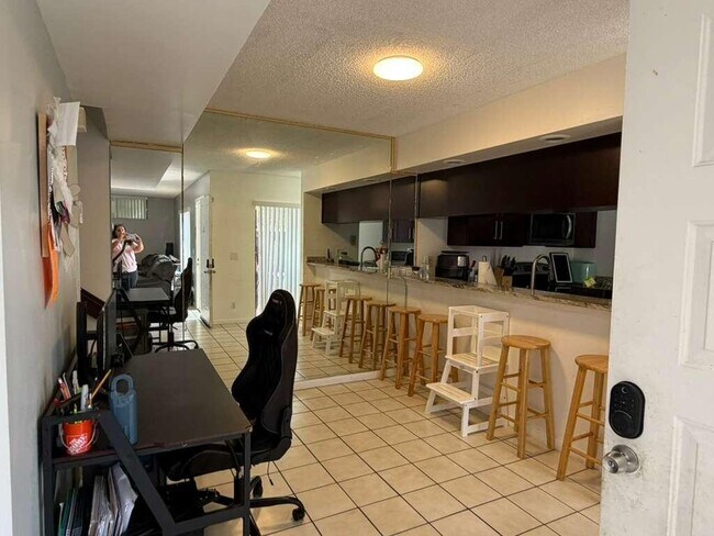 Foto del edificio - 8182 Thames Blvd