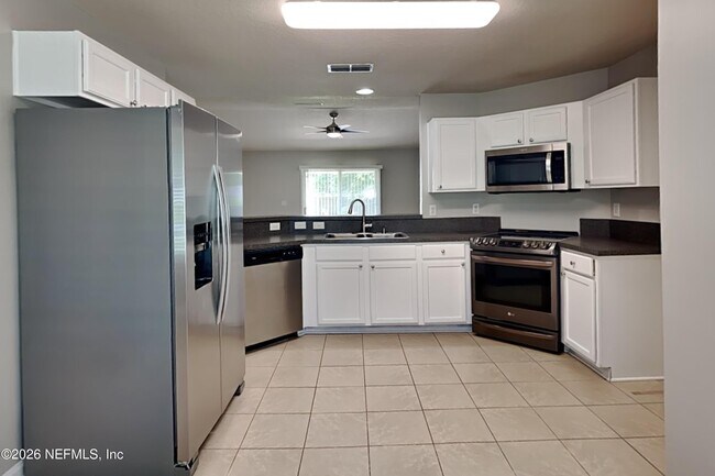 Foto del edificio - 45512 Ingleham Cir