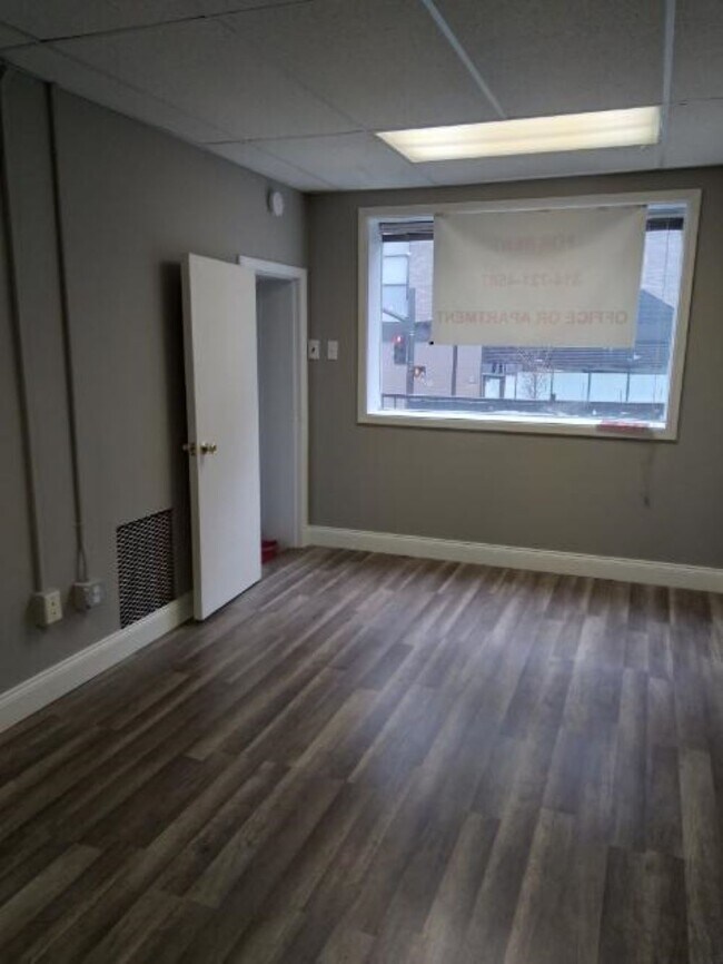 Dormitorio 1, segunda vista - 7525 Forsyth Blvd
