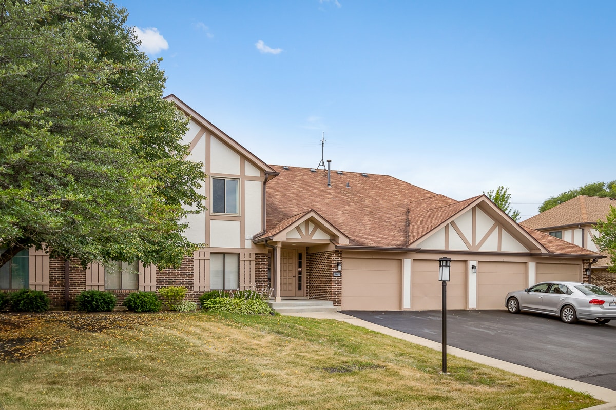 Primary Photo - 1220 Knottingham Ct