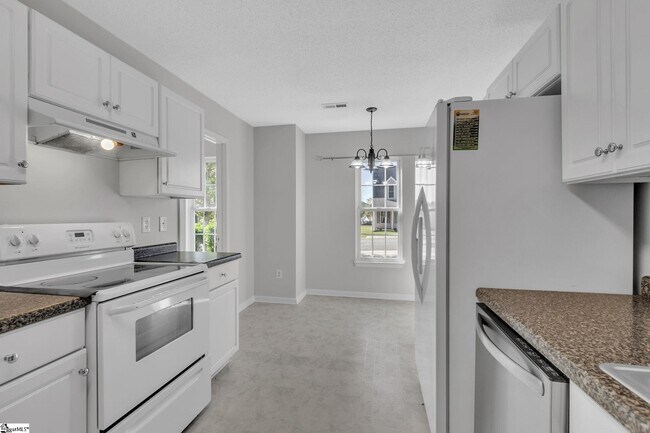 Building Photo - 320 Springfield Cir