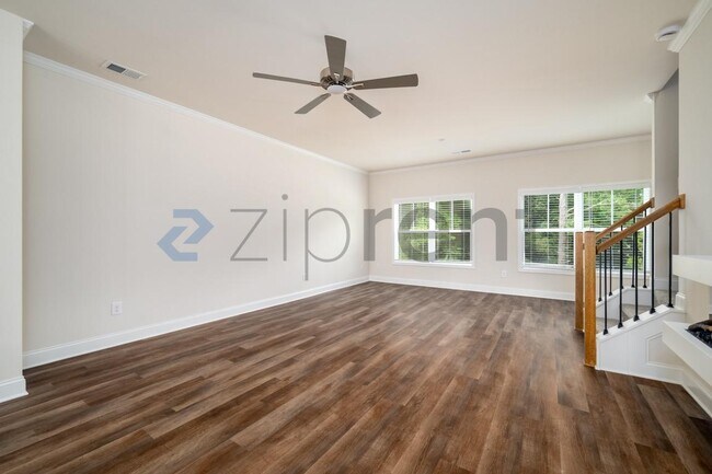 Foto del edificio - 5485 Blossomwood Trl SW