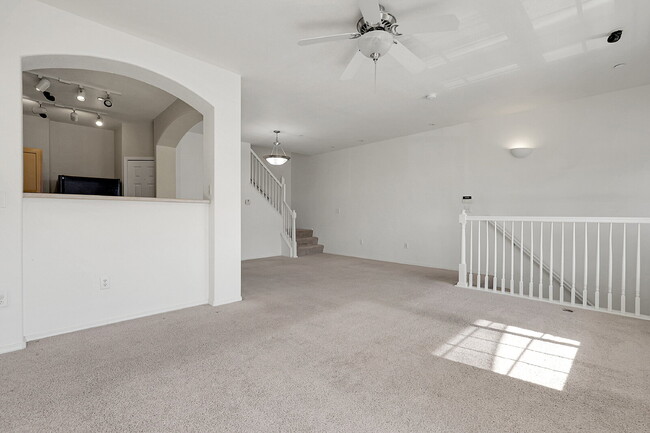 Foto del edificio - $2,250.00- 2 bed, 2 bath Condo with detach...