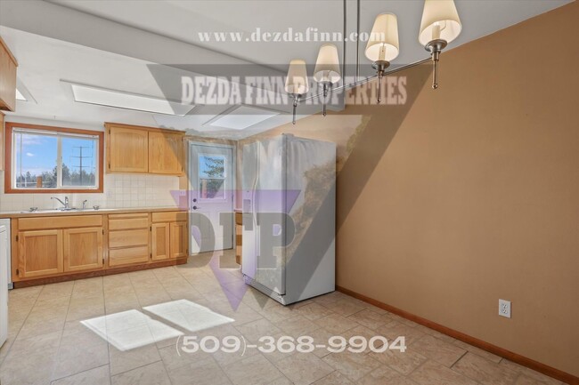 Foto del edificio - 3+ bedroom, 1 bath in Mead District