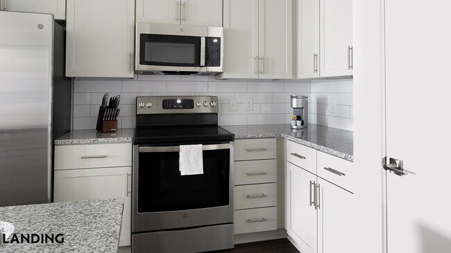 Foto del edificio - 2110 Birkhall St