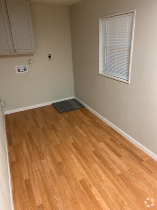 Building Photo - 15217 Mesquite Trail