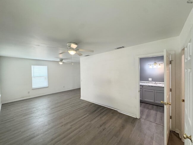 Foto del edificio - 406 2nd St
