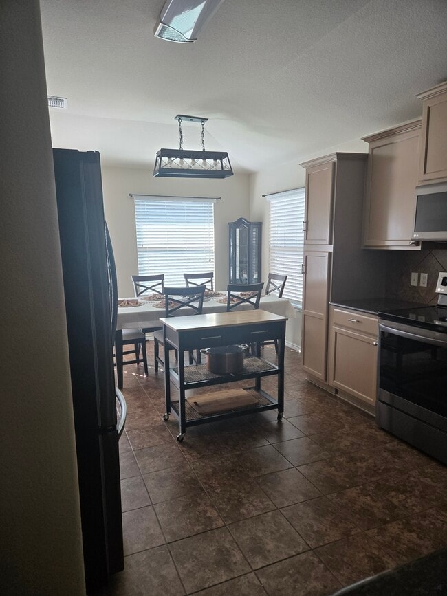 Foto del edificio - 320 Ammonite Ln