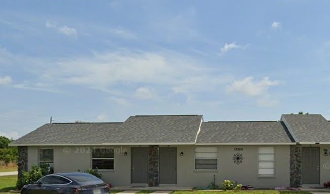 Building Photo - 12264 Maltz Ave