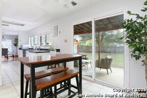 Foto del edificio - 6406 Regency Ln