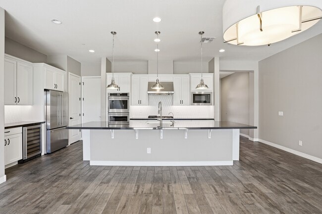 Building Photo - 7471 E Paraiso Dr