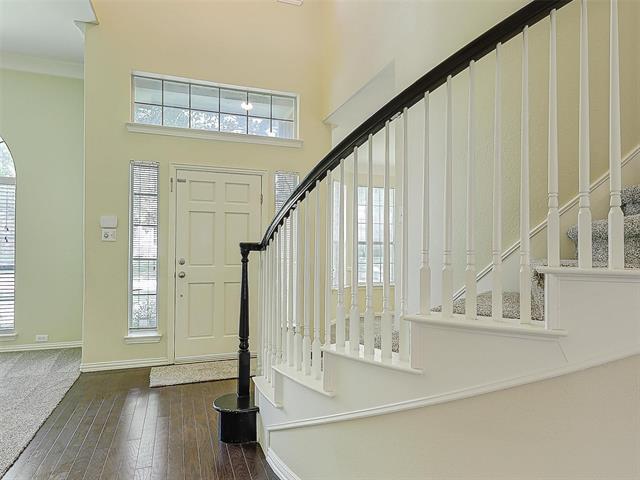 Building Photo - 8113 Lynores Way
