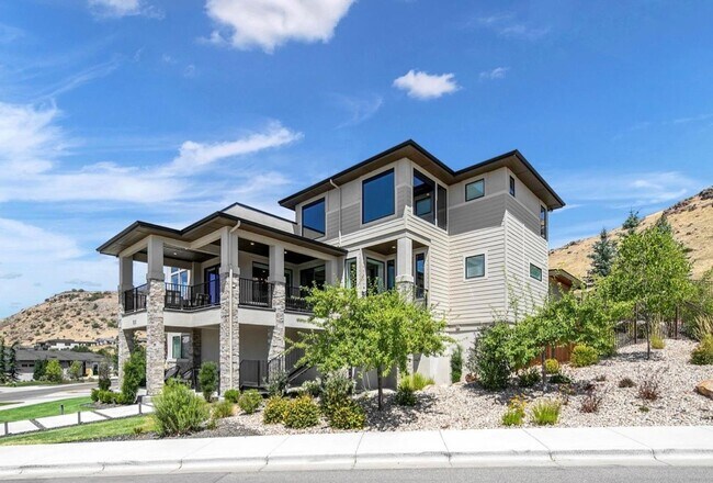Foto del edificio - Luxury Estate with Unmatched Boise Views |...
