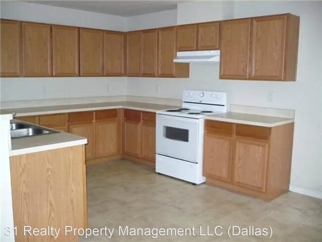 Building Photo - 4 br, 3.5 bath House - 2460 Arroyo Springs Dr