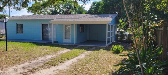 Building Photo - 2439 2nd Avenue SE