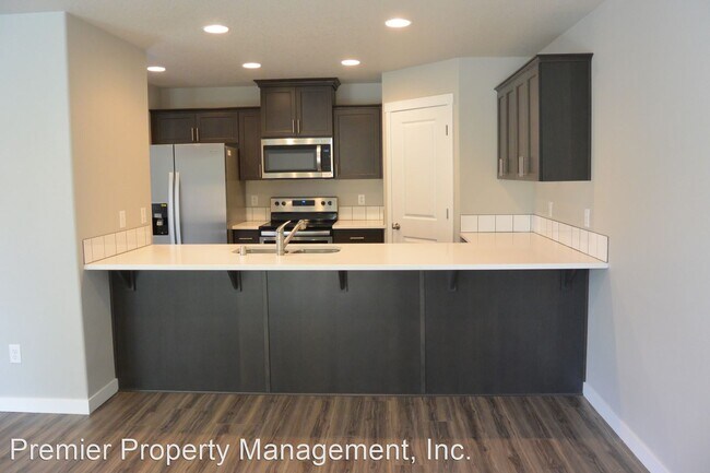 Foto del edificio - 3 br, 2.5 bath House - 7408 NE 136th Ave