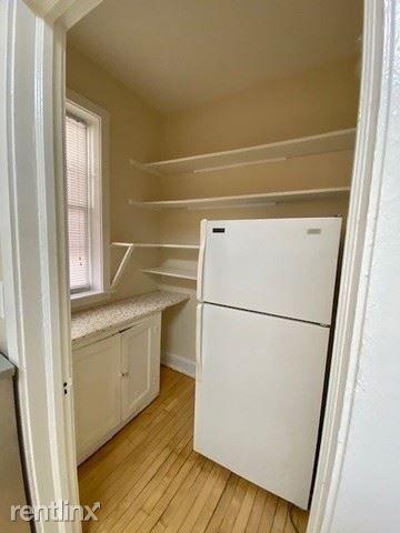 Foto del edificio - 4450 N Winchester Ave