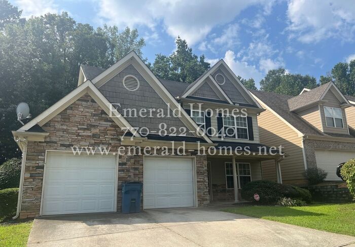 Primary Photo - Magnificent 3 bedroom 3 bath Home in Mulberry Park!